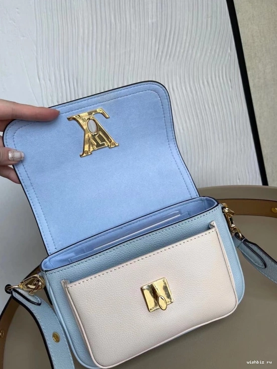 WIS VUITTON LOUIS LOCKME TENDER 0712